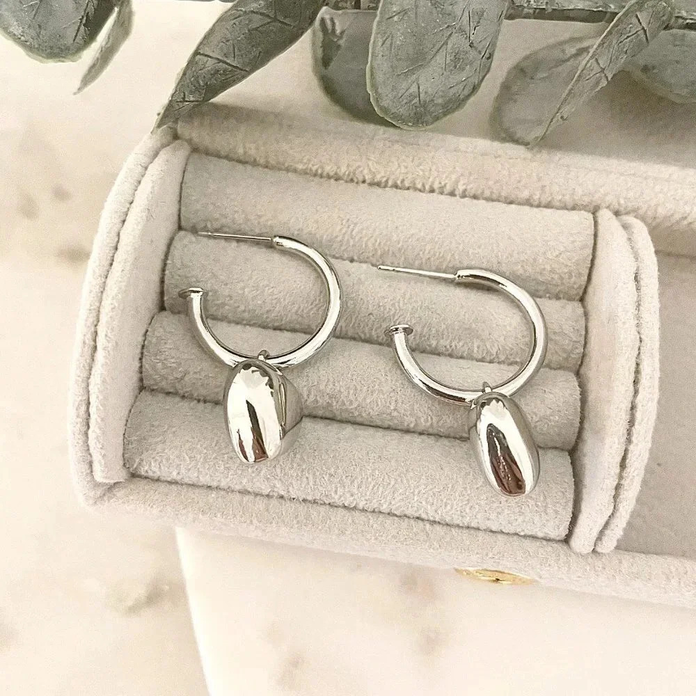 925 Sterling Silver Heart Huggies Heart Hoop Earrings Chunky Hoop Earrings - Picture 7 of 7
